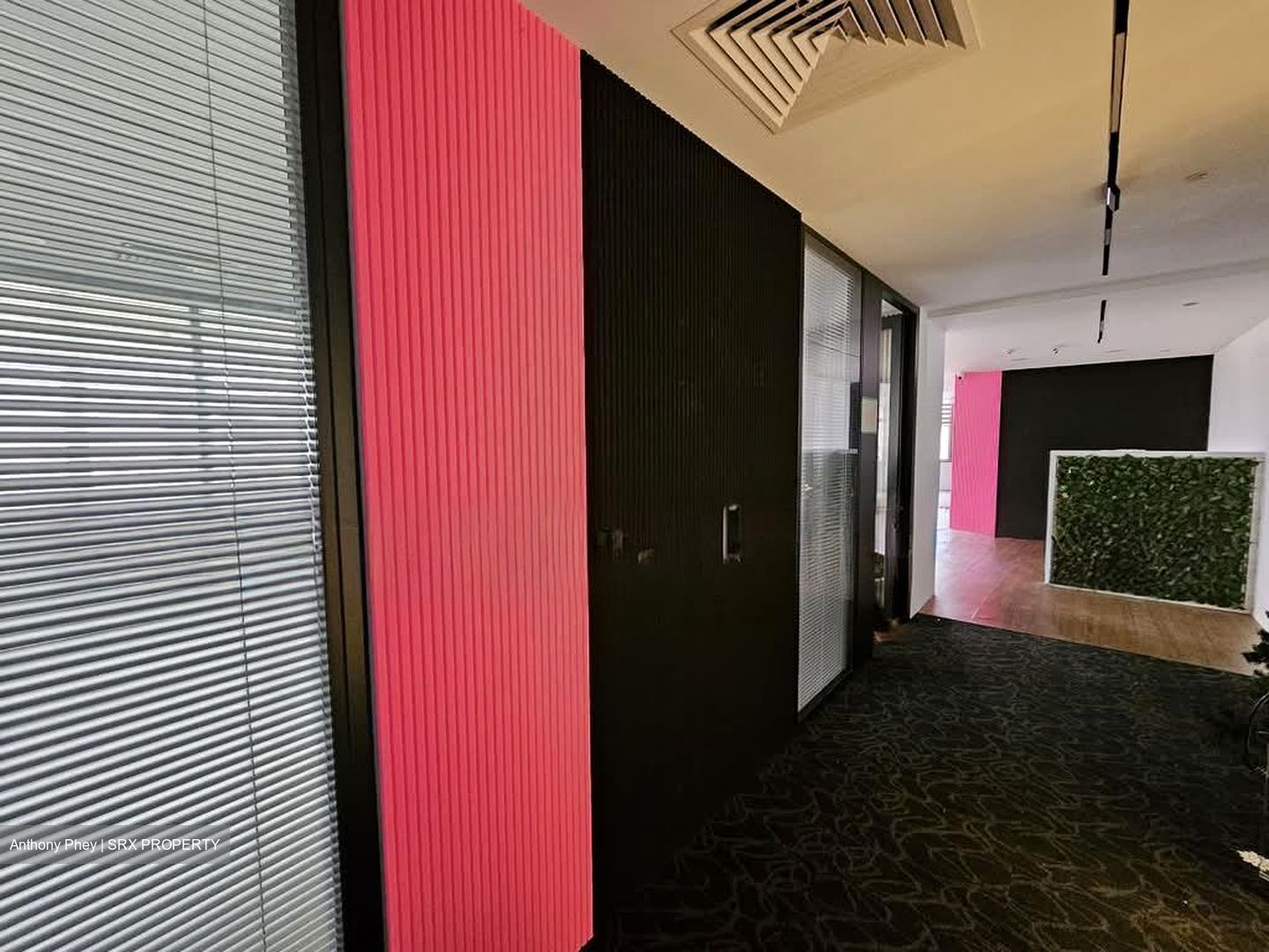 Peninsula Plaza (D6), Office #562149401